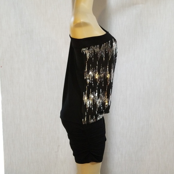 Dress - Picture 4 of 4